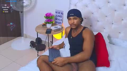 Snapshot of cassian_gold chatting on July 14, 2026, 2:38 am CASSIAN GOLD online show from July 14, 2026, 2:38 am