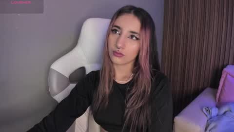 cassidy_evans online show from October 17, 2025, 11:35 am