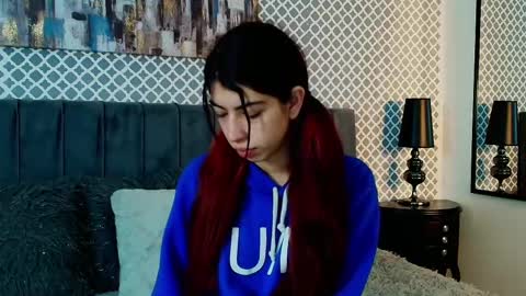 Snapshot of cassie_bloom chatting on September 23, 2025, 3:53 am cassie_bloom online show from September 23, 2025, 3:53 am