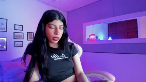 cassie_bloom online show from November 5, 2025, 11:16 pm