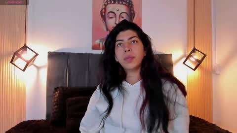 cassie_bloom online show from November 8, 2025, 9:35 pm