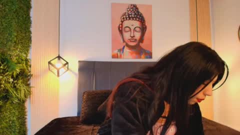 cassie_bloom online show from December 17, 2025, 8:04 pm