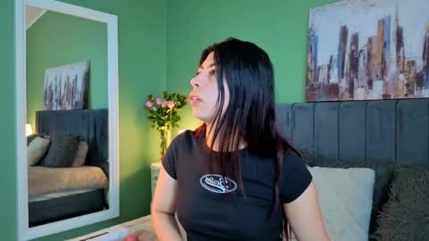 cassie_bloom online show from April 2, 2026, 8:39 pm