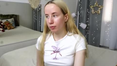 Cassie online show from December 15, 2025, 8:57 pm