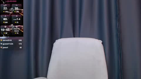 Snapshot of cassiemich chatting on January 25, 2025, 7:39 pm Cassie online show from January 25, 2025, 7:39 pm