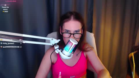 Snapshot of cassiemich chatting on March 9, 2025, 12:53 am Cassie online show from March 9, 2025, 12:53 am