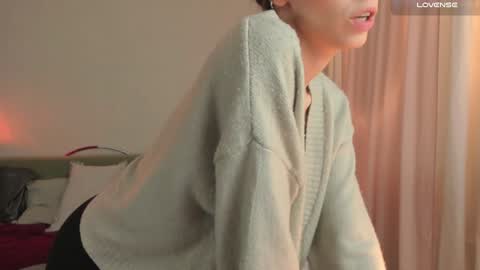 Snapshot of cassisland chatting on January 10, 2025, 7:43 pm cassandra online show from January 10, 2025, 7:43 pm