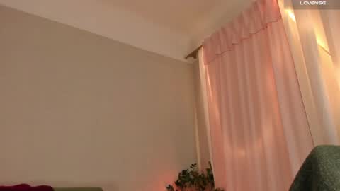 Snapshot of cassisland chatting on January 31, 2025, 9:16 pm cassandra online show from January 31, 2025, 9:16 pm