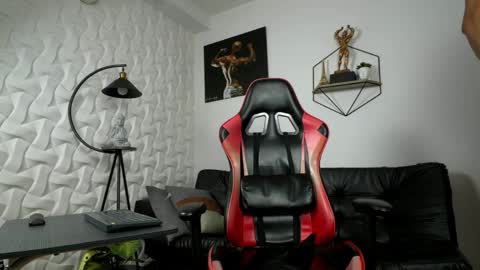 Matheo Brown online show from April 8, 2026, 6:41 pm