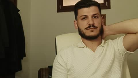 Mike Moreira online show from April 4, 2026, 11:29 am