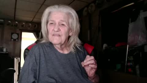 Snapshot of cat9paw chatting on October 13, 2025, 4:29 pm cat online show from October 13, 2025, 4:29 pm