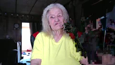 Snapshot of cat9paw chatting on October 20, 2025, 6:08 pm cat online show from October 20, 2025, 6:08 pm