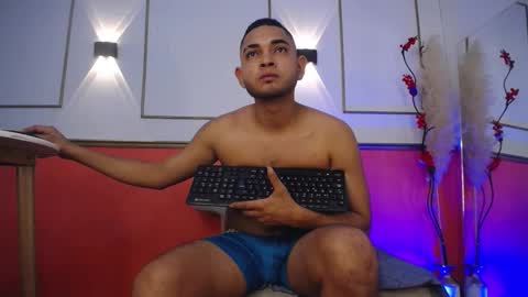 cat_2_ online show from November 7, 2025, 4:12 am