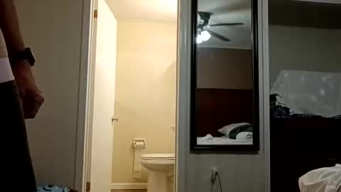 Snapshot of cat_daddy2121 chatting on November 26, 2025, 9:54 am cat_daddy2121 online show from November 26, 2025, 9:54 am