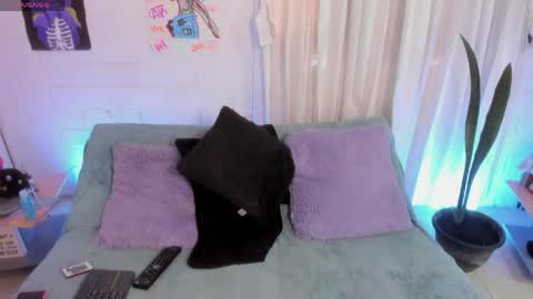 Cata green model independient online show from February 28, 2026, 4:52 pm