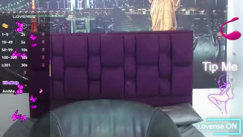 Queen Catalella online show from March 16, 2026, 3:23 am