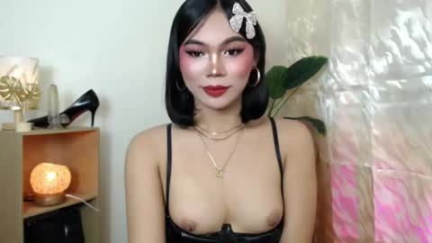 Snapshot of catalenax chatting on October 16, 2025, 4:19 pm CatalenaX online show from October 16, 2025, 4:19 pm