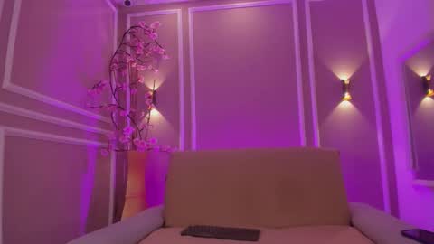 Cataleya online show from November 10, 2025, 3:00 pm