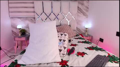 cataleya online show from December 15, 2025, 3:00 am