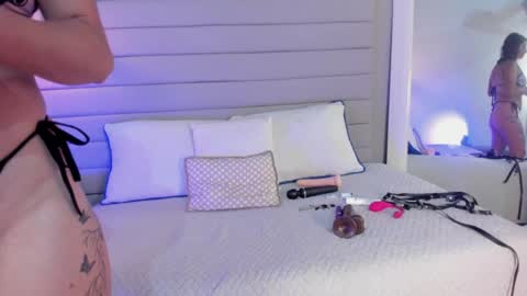 cataleya_marin_ online show from April 9, 2026, 8:25 pm