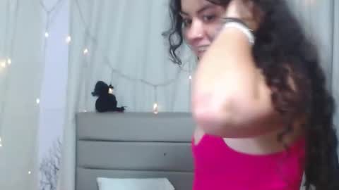 cataleya_russors online show from October 26, 2025, 10:32 am