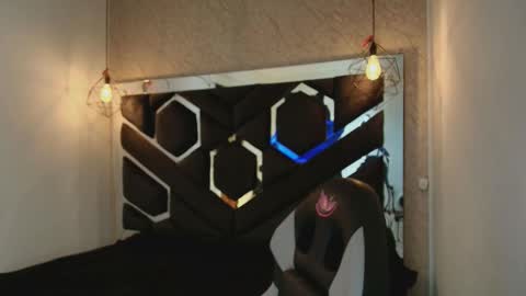 Cataleya online show from January 14, 2026, 11:05 am