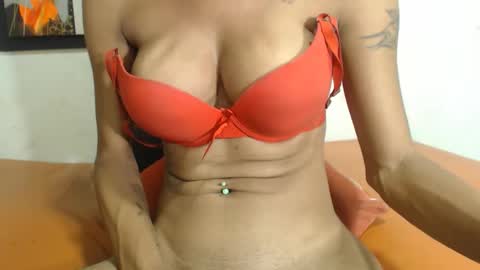 Snapshot of cataleyabigdickk chatting on December 6, 2024, 8:05 am cataleyabigdickk online show from December 6, 2024, 8:05 am