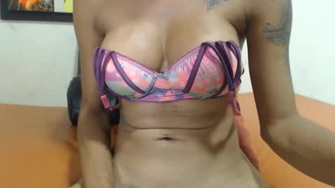 Snapshot of cataleyabigdickk chatting on February 17, 2025, 7:26 am cataleyabigdickk online show from February 17, 2025, 7:26 am