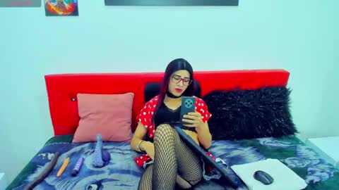 Snapshot of cataliinacastro chatting on October 22, 2025, 6:51 pm catalina online show from October 22, 2025, 6:51 pm