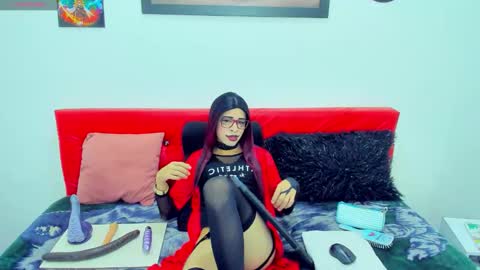 Snapshot of cataliinacastro chatting on October 30, 2025, 7:58 pm catalina online show from October 30, 2025, 7:58 pm