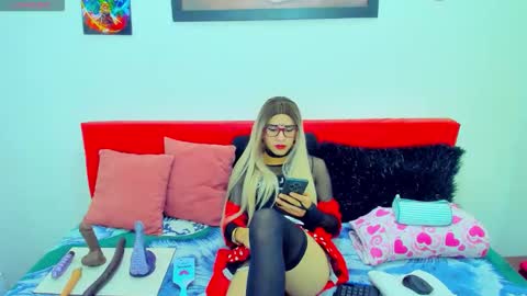 Snapshot of cataliinacastro chatting on November 25, 2025, 6:08 pm catalina online show from November 25, 2025, 6:08 pm