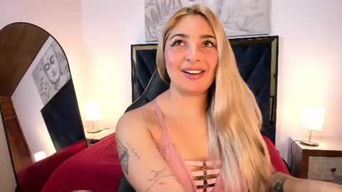 Snapshot of catalina_osorio chatting on July 13, 2026, 11:57 am catalina_osorio online show from July 13, 2026, 11:57 am