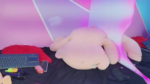 Catalina online show from February 26, 2026, 2:10 am