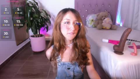 Snapshot of catalinabotero chatting on May 22, 2026, 10:59 pm Catalina Botero online show from May 22, 2026, 10:59 pm