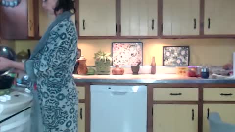 Snapshot of catalystic chatting on February 8, 2025, 3:10 pm CATALYSTIC online show from February 8, 2025, 3:10 pm