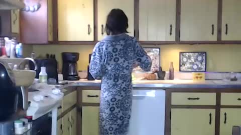 Snapshot of catalystic chatting on February 20, 2025, 6:57 pm CATALYSTIC online show from February 20, 2025, 6:57 pm