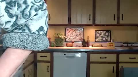 Snapshot of catalystic chatting on March 8, 2025, 10:11 am CATALYSTIC online show from March 8, 2025, 10:11 am