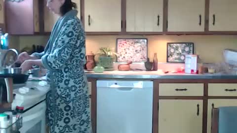 Snapshot of catalystic chatting on March 8, 2025, 3:56 pm CATALYSTIC online show from March 8, 2025, 3:56 pm