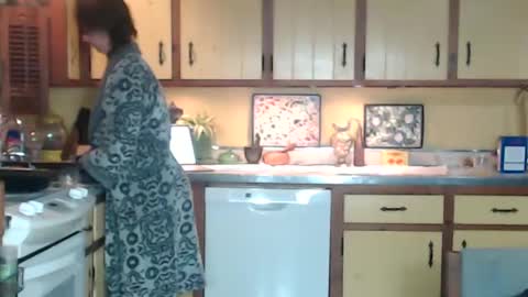 Snapshot of catalystic chatting on October 3, 2025, 11:24 pm CATALYSTIC online show from October 3, 2025, 11:24 pm