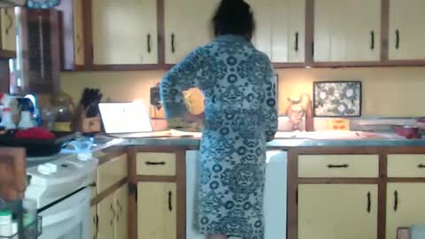 Snapshot of catalystic chatting on October 6, 2025, 9:12 pm CATALYSTIC online show from October 6, 2025, 9:12 pm