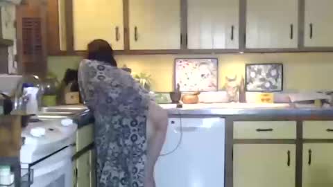 Snapshot of catalystic chatting on October 10, 2025, 11:48 pm CATALYSTIC online show from October 10, 2025, 11:48 pm