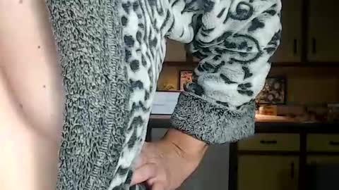 Snapshot of catalystic chatting on October 29, 2025, 12:02 am CATALYSTIC online show from October 29, 2025, 12:02 am