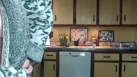 Snapshot of catalystic chatting on November 1, 2025, 7:05 pm CATALYSTIC online show from November 1, 2025, 7:05 pm