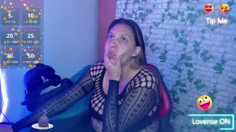 Snapshot of catboobs_ chatting on November 5, 2025, 3:06 am Mia online show from November 5, 2025, 3:06 am