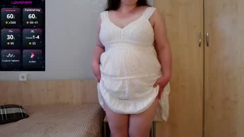 Snapshot of catch_fortune chatting on May 6, 2026, 12:43 pm Ana online show from May 6, 2026, 12:43 pm