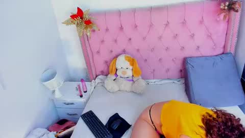 Snapshot of cathaleyahh chatting on January 15, 2025, 2:17 am cathaleyahh online show from January 15, 2025, 2:17 am