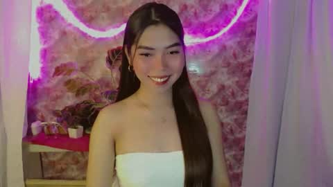 catherine_365 online show from May 12, 2026, 6:27 pm