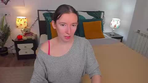 Snapshot of catherinewalls chatting on December 2, 2024, 3:04 am Catrin online show from December 2, 2024, 3:04 am