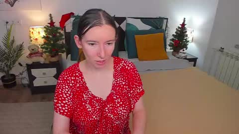 Snapshot of catherinewalls chatting on January 3, 2025, 2:54 am Catrin online show from January 3, 2025, 2:54 am