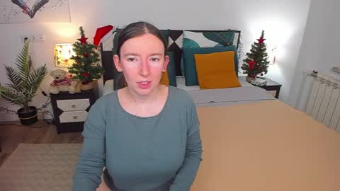 Snapshot of catherinewalls chatting on January 8, 2025, 1:53 am Catrin online show from January 8, 2025, 1:53 am